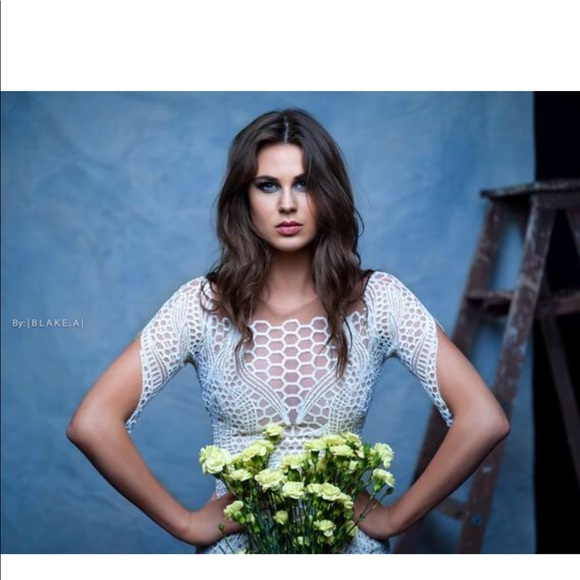 Lucia’sSarto Wedding Dress Sequin Short Sleeve xs - Picture 5 of 16